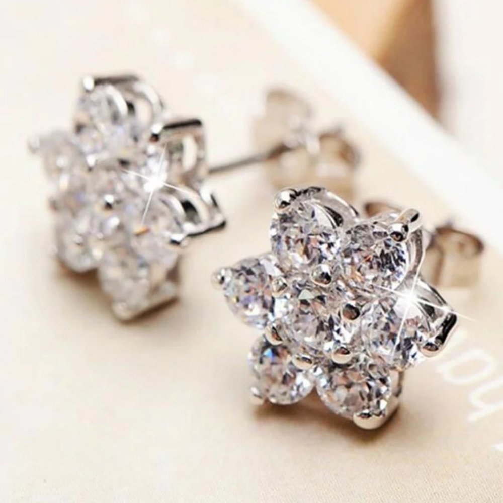 *NEW 925 Sterling Silver Diamond Flower Earrings 0